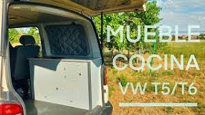 Qué materiales son más resistentes y duraderos para los muebles de una VW T5 Multivan?
