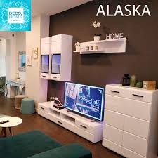 Cuál es el tamaño o dimensiones del mueble salón Alaska