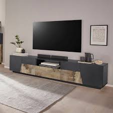 El mueble TV 220 está diseñado para ser ergonómico y cómodo de usar